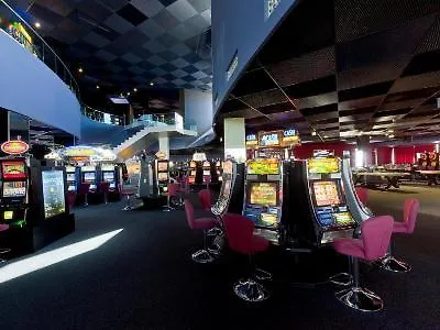 Casino 4*