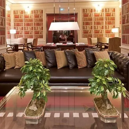 Casino Hotel 4*