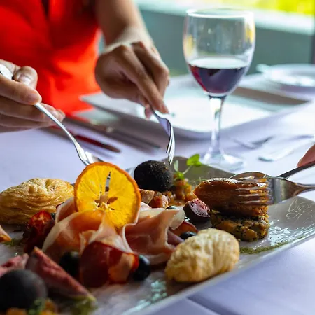 Ξενοδοχείο Casino 4*